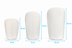 Storleksguide för Adelante benskydd: S 10 × 8 cm, M 14 × 9 cm och L 16 × 10 cm i skala mot varandra